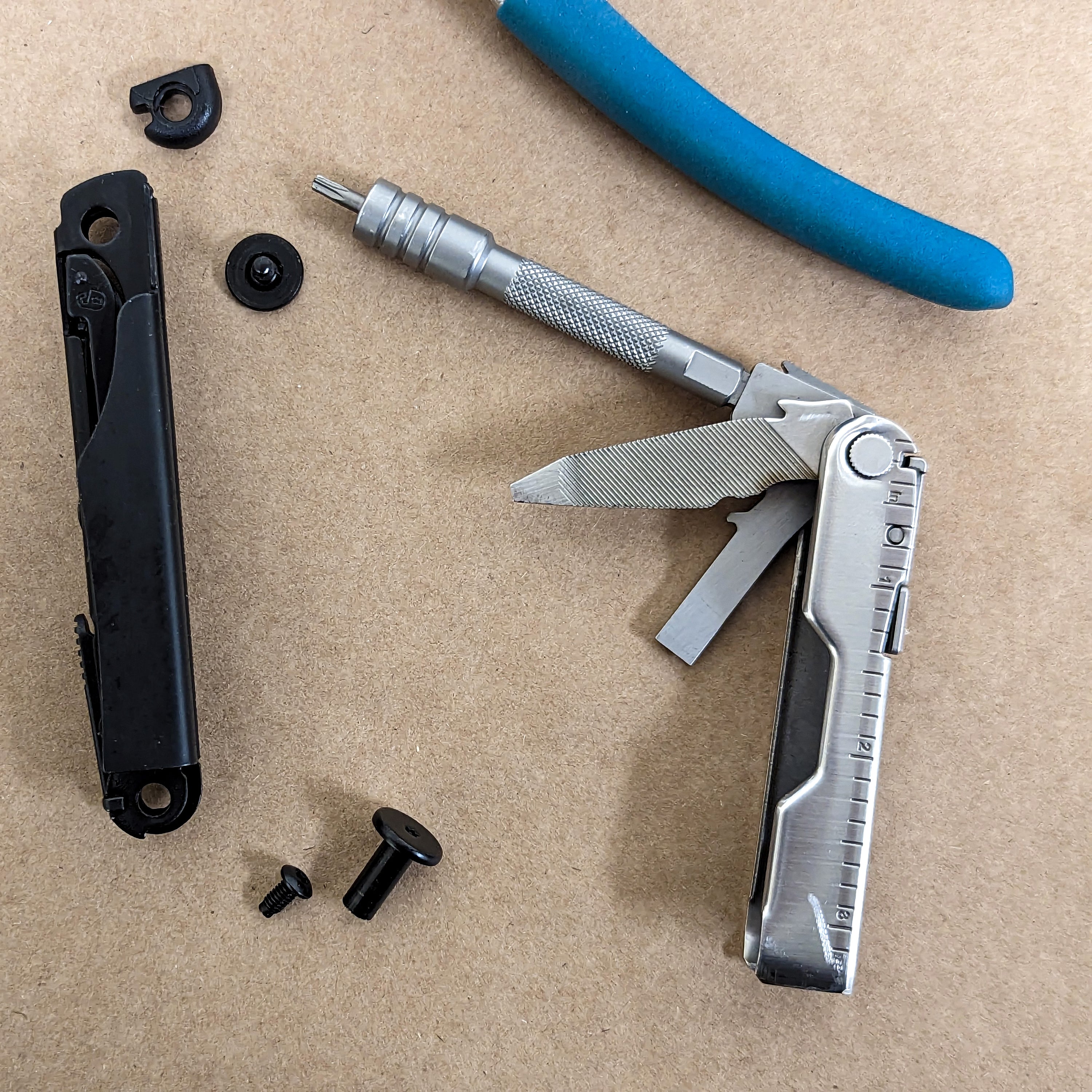 Parts from Original Leatherman Wave: 1 Part for repairs or mods